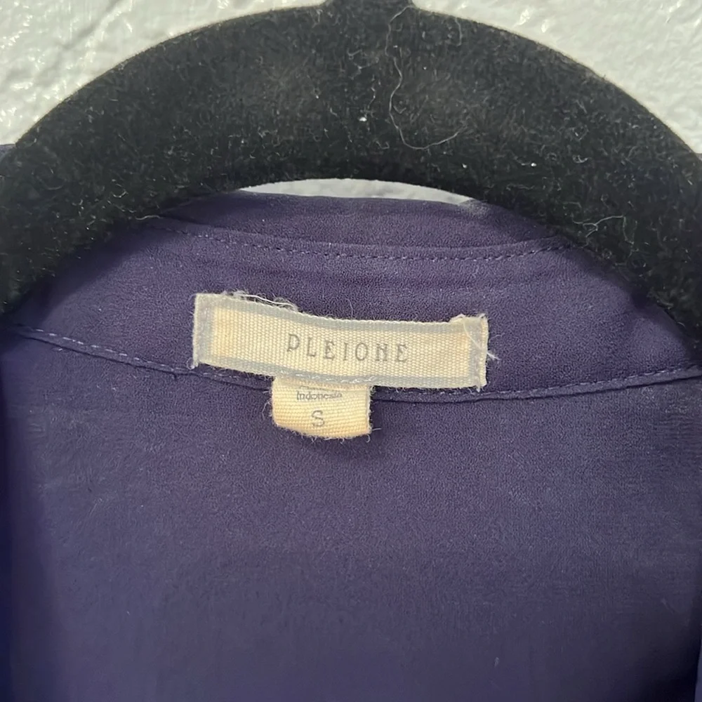 Navy basic top - Picture 3 of 4